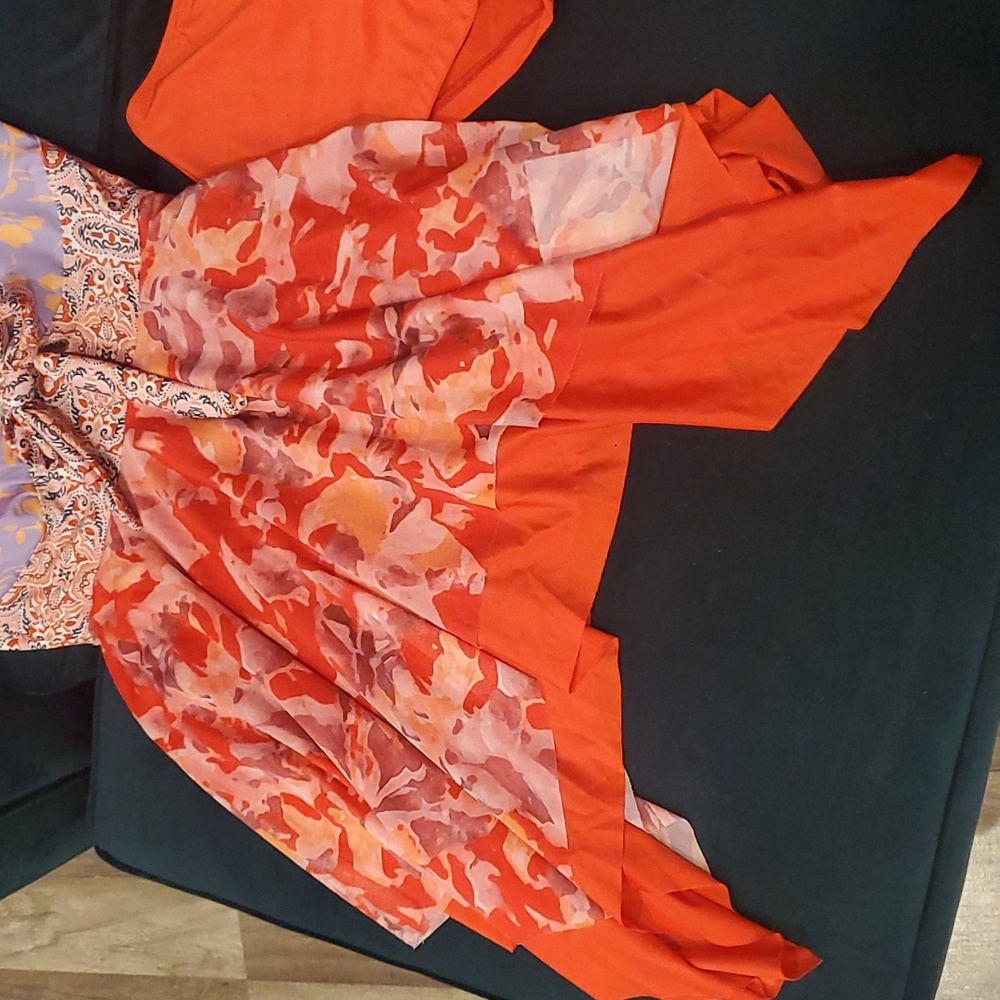 Women’s Red Orange Printed Two-Piece Swim Set - Picture 3 of 8